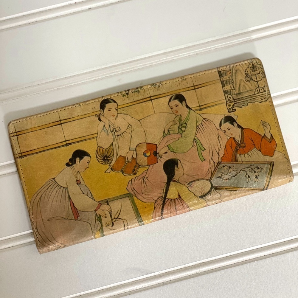 Vintage Heritage Themed Wallet Womens Soft Leather Hand Painted